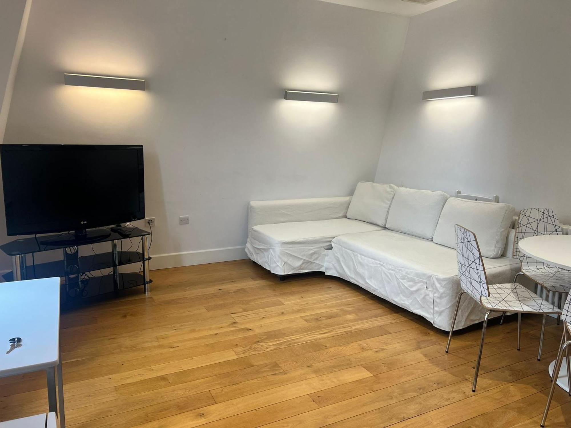 One Bedroom Apartment In Holborn Londra Exterior foto